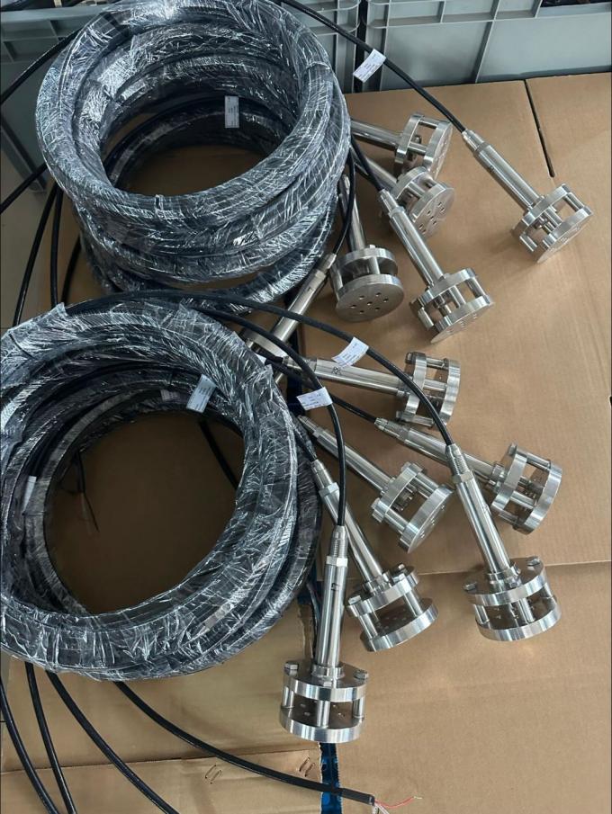 0-100psi 잠수 액체 레벨 송신기 피오레시스티브 물 레벨 송신기 센서 9